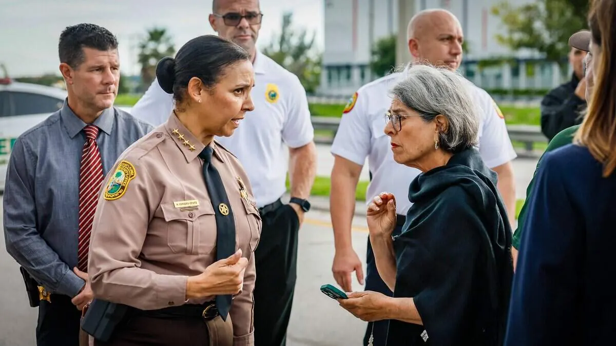 In budget fight, sheriff is ending top perk for Miami-Dade leaders: police drivers
